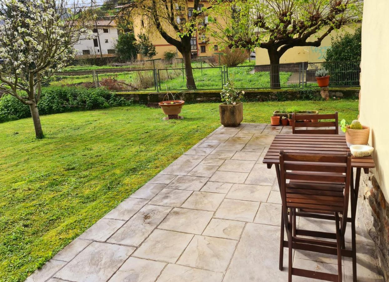 Apartamentos Aldagaia Ернани Екстериор снимка